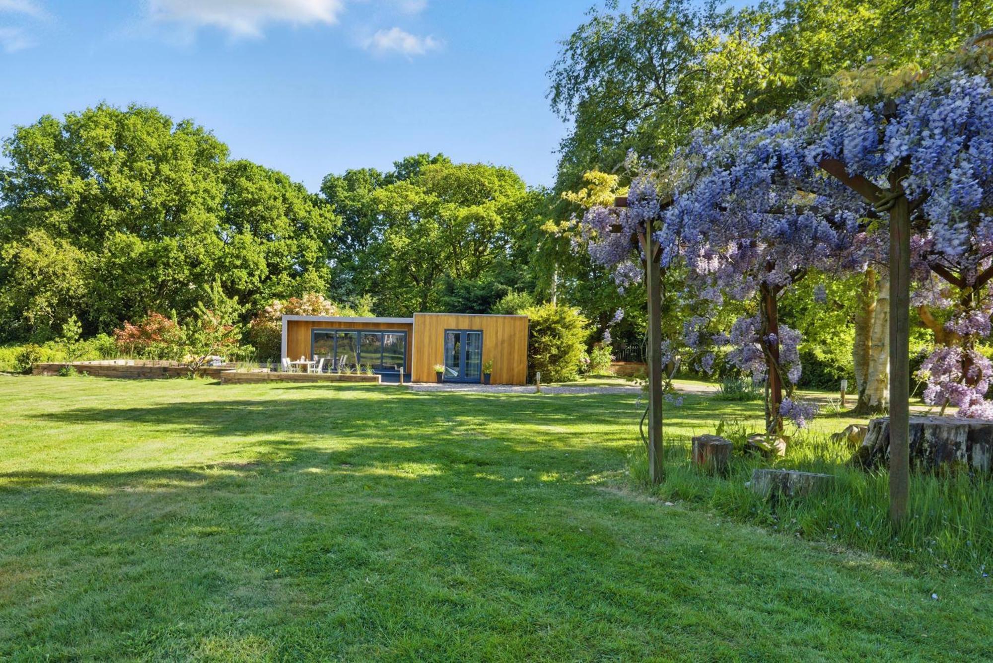 Independent Rural Detached Annexe With Free Private Parking Leilighet Canterbury Eksteriør bilde