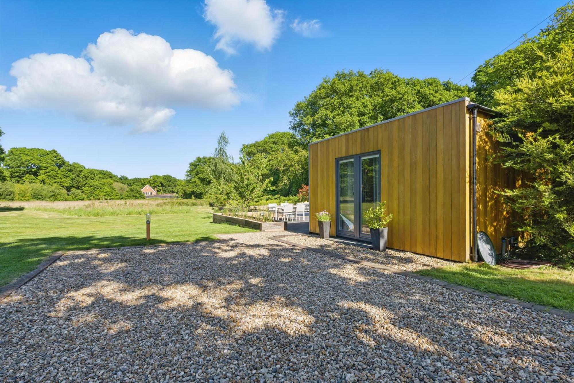 Independent Rural Detached Annexe With Free Private Parking Leilighet Canterbury Eksteriør bilde